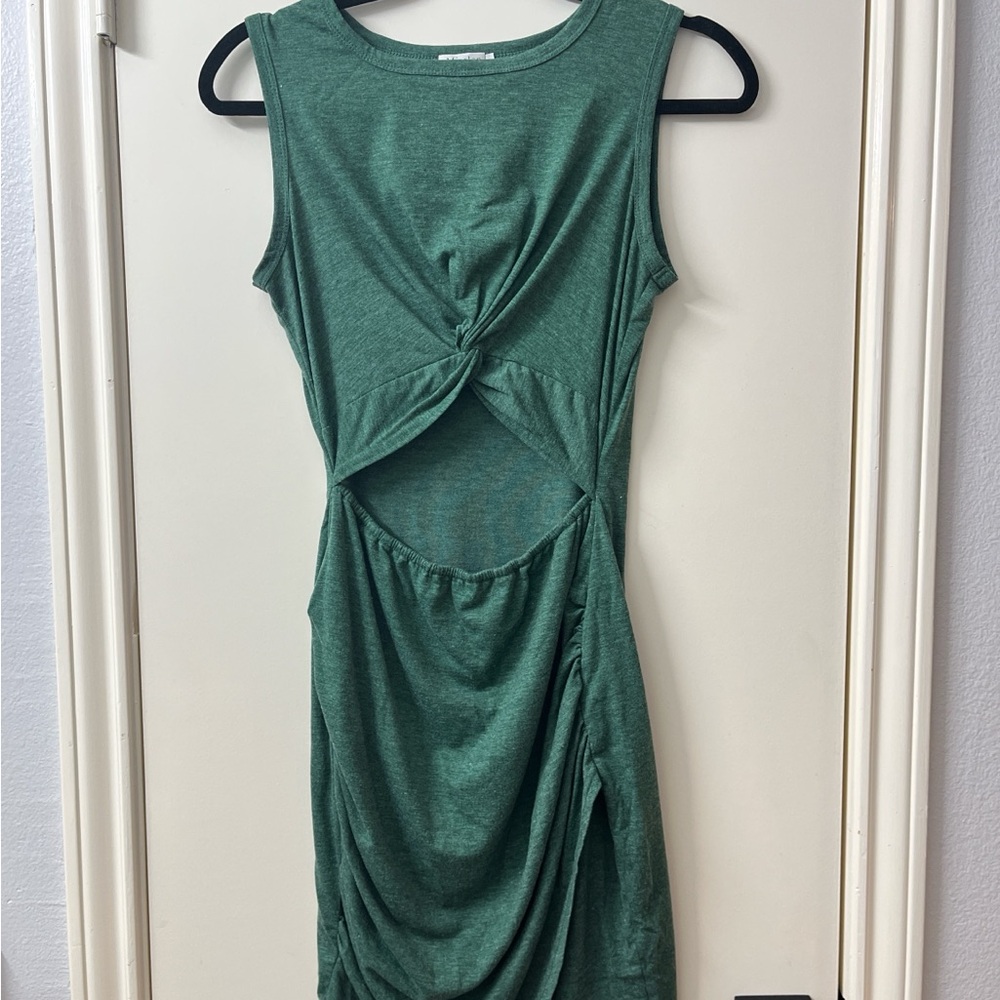 Green Sleeveless Dress